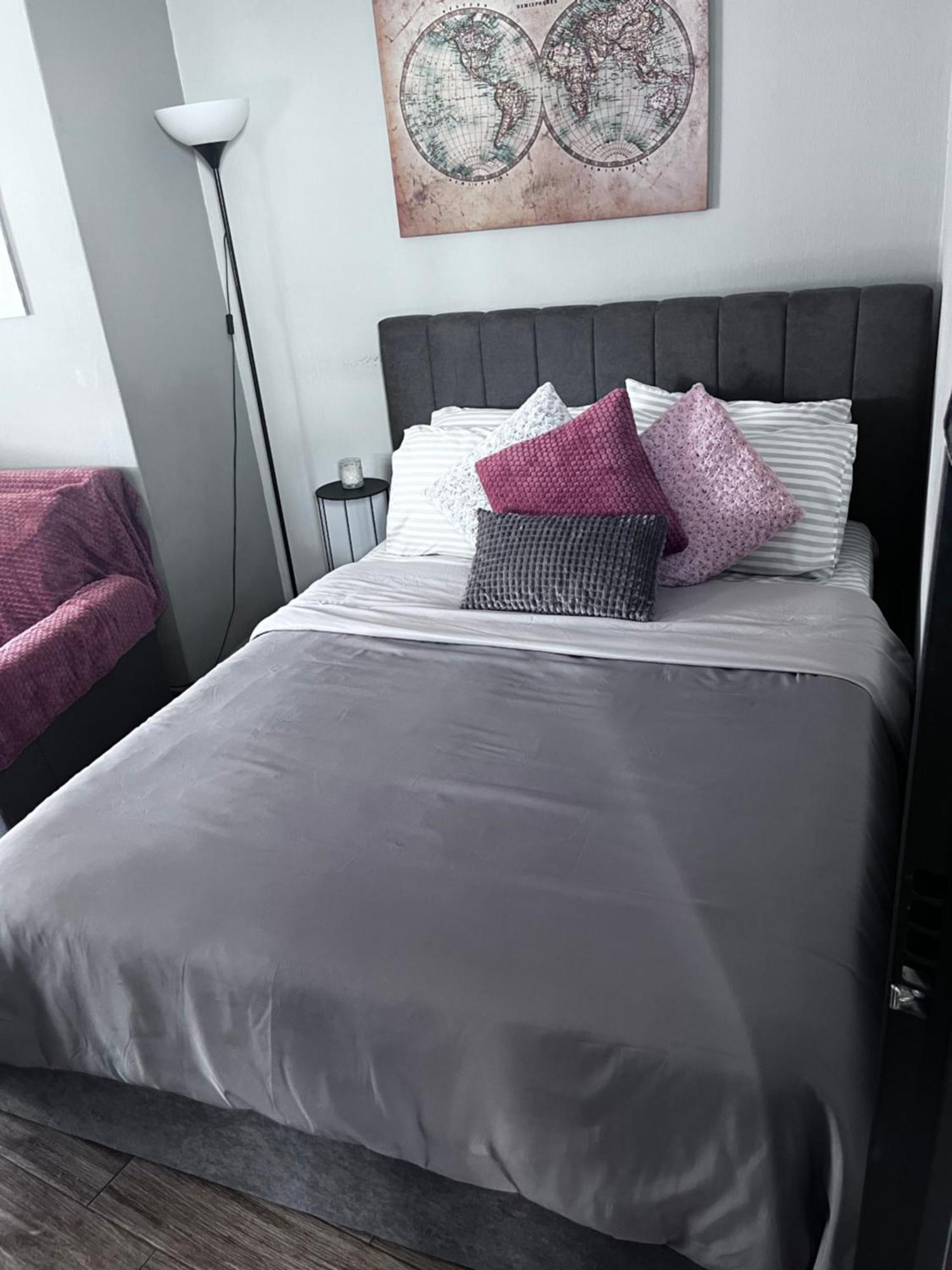 Cozy Studio Apartment In The Heart Of Aten Exteriör bild