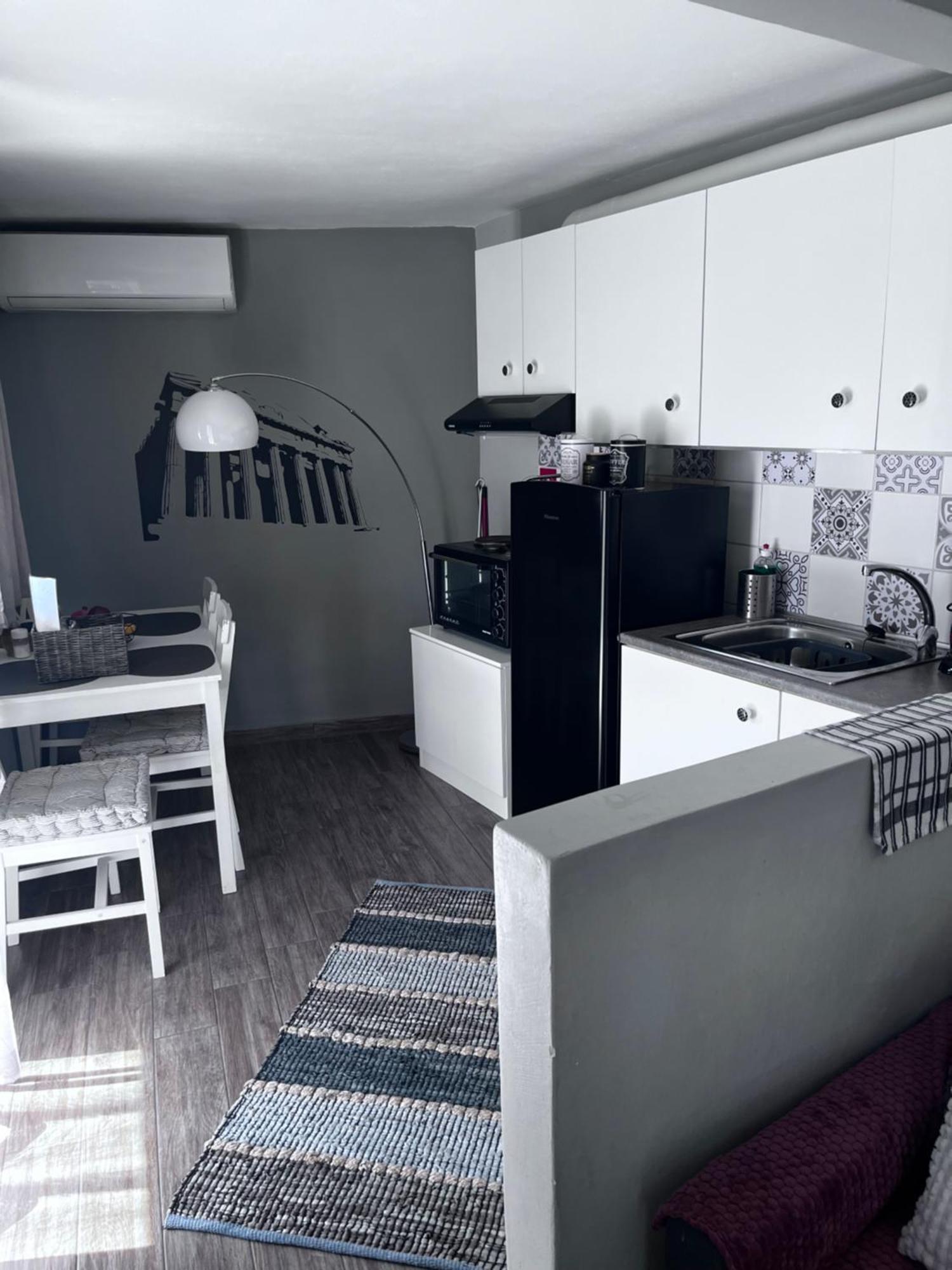 Cozy Studio Apartment In The Heart Of Aten Exteriör bild